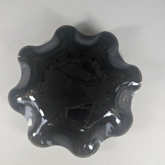 Houze Art Christmas Smokey Glass White And Gold MCM Ruffled Christmas Trees Dish - Picture 4 of 8